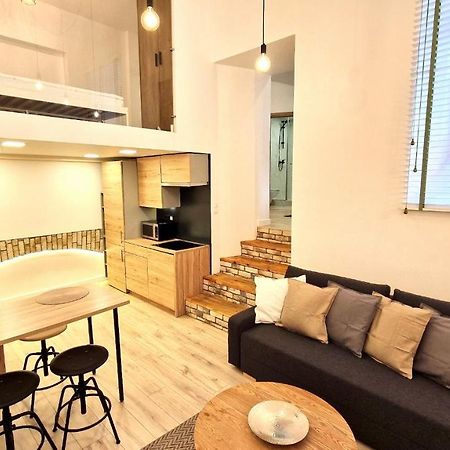 Zema5 Old Town Loft Apartment วิลนีอุส ภายนอก รูปภาพ