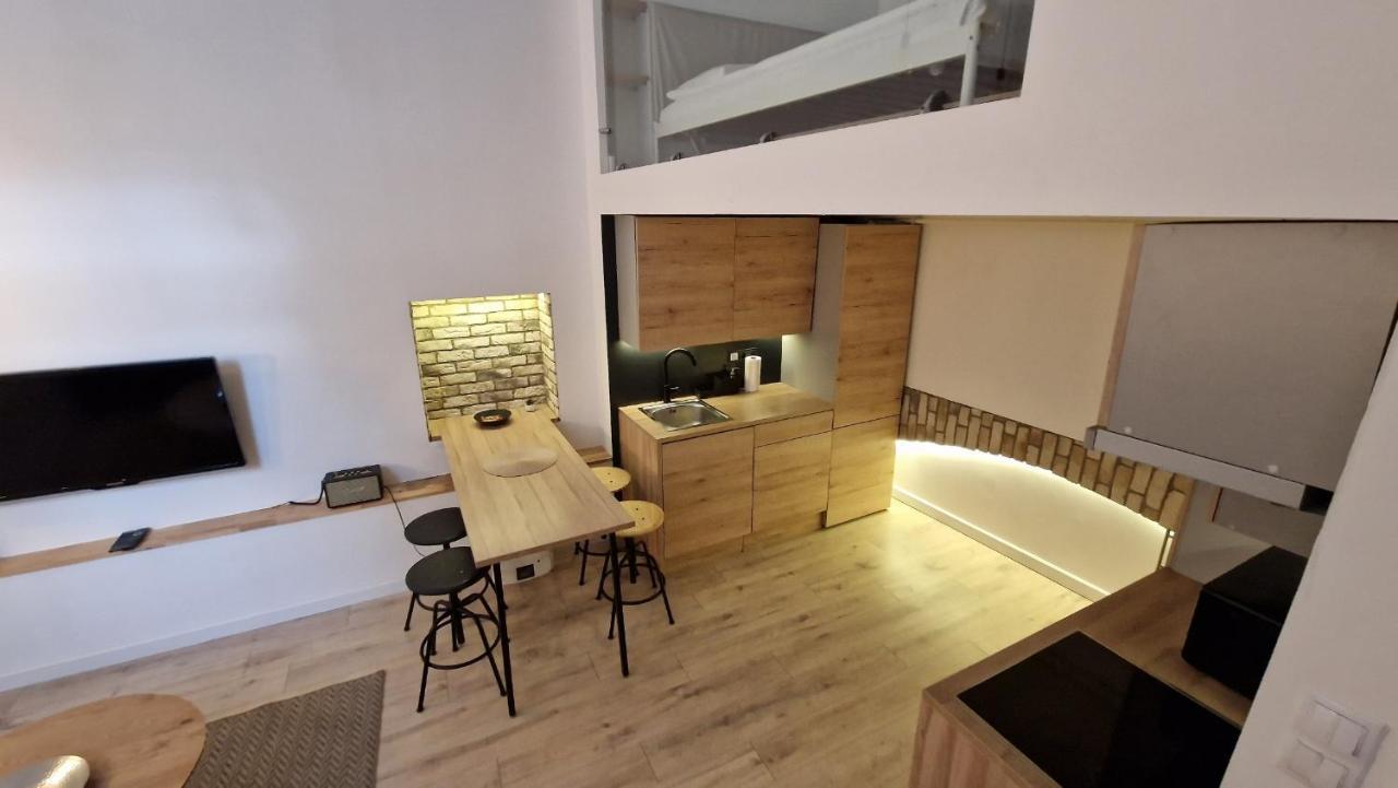 Zema5 Old Town Loft Apartment วิลนีอุส ภายนอก รูปภาพ